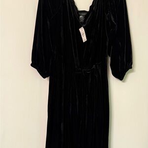 Elegant Black Velvet Dress